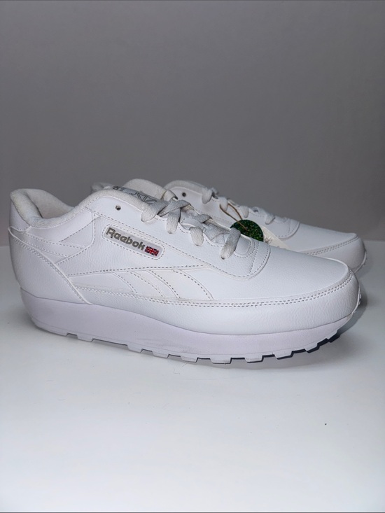 Reebok Other - Reebok White Classic Renaissance Sneakers